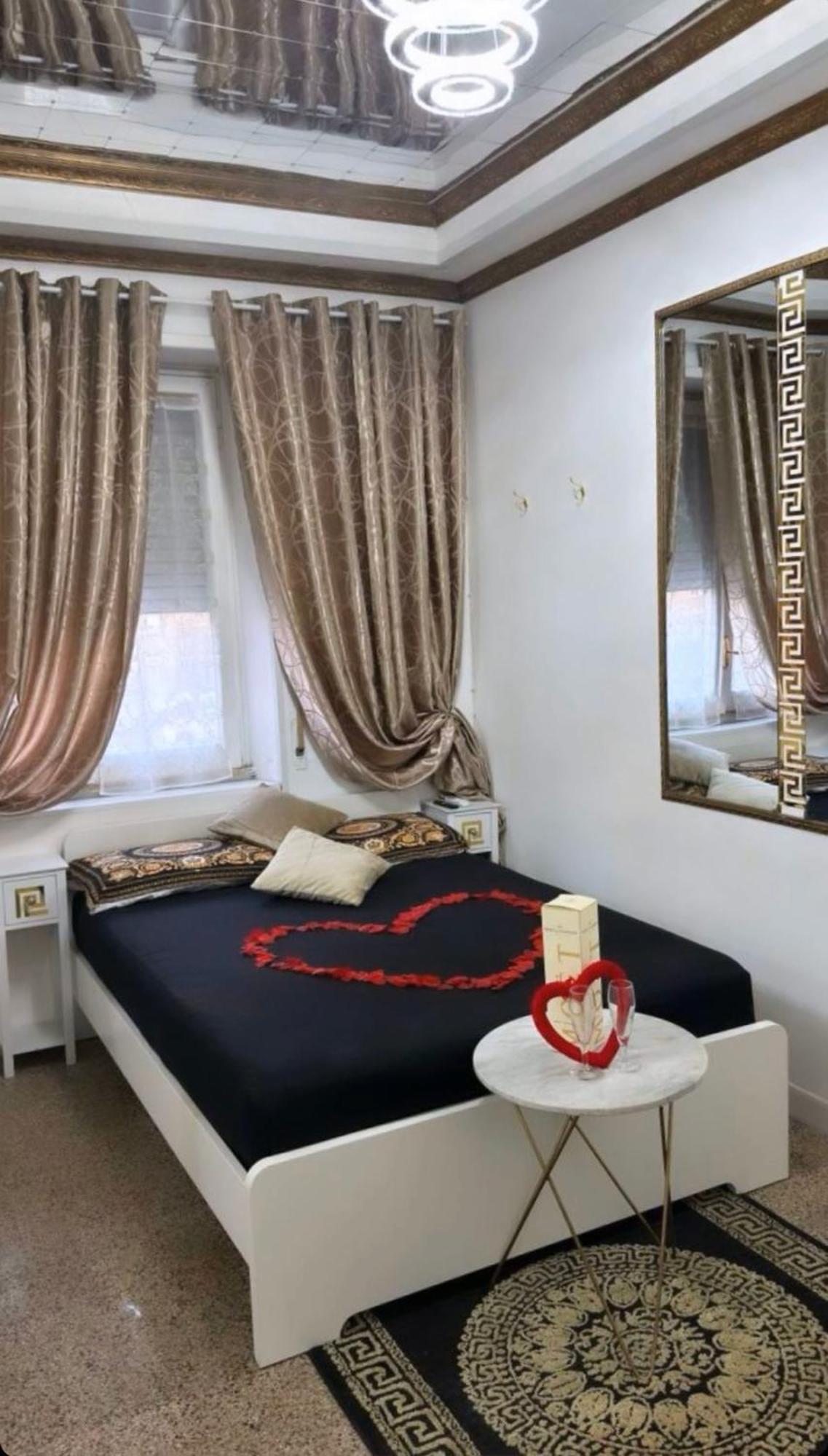 Roma Suite Idromassaggio Exterior foto